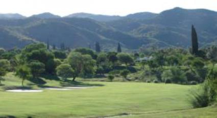 Escudo de El Potrerillo de Larreta Country Club