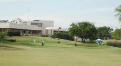 Escudo de Lomas de La Carolina Golf Club